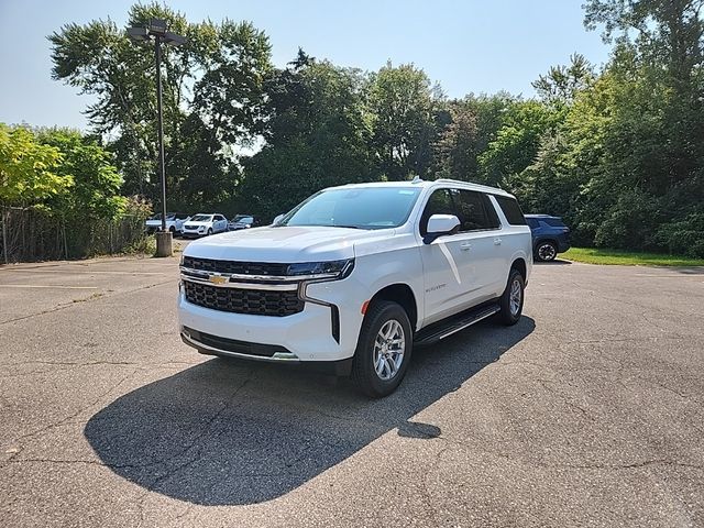 2024 Chevrolet Suburban LS