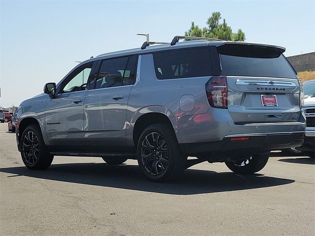 2024 Chevrolet Suburban LT