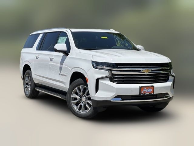 2024 Chevrolet Suburban LT