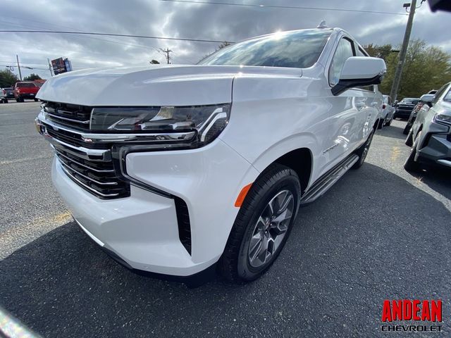 2024 Chevrolet Suburban LT