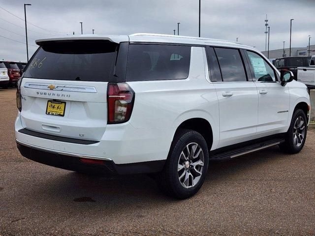 2024 Chevrolet Suburban LT