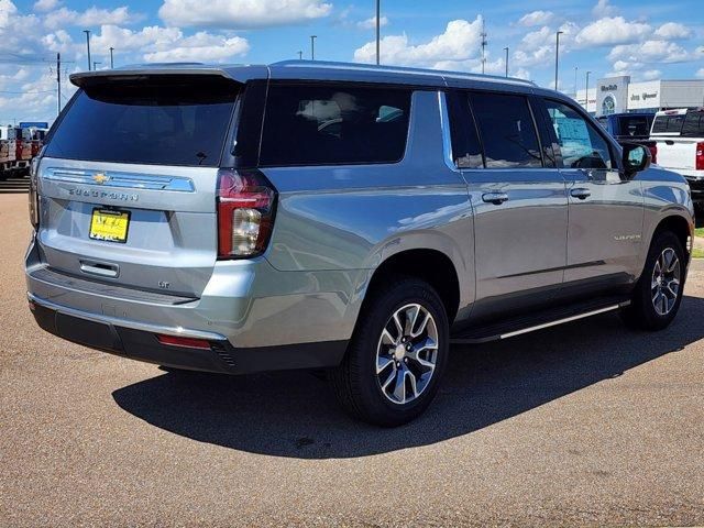 2024 Chevrolet Suburban LT