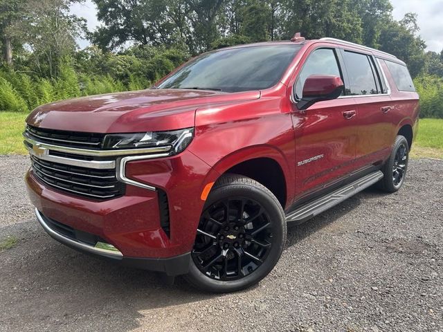 2024 Chevrolet Suburban LT