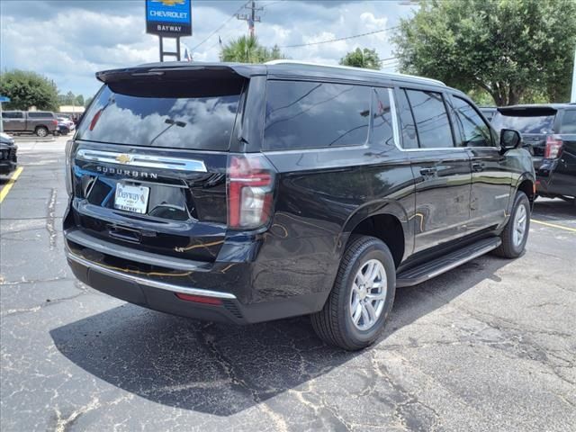 2024 Chevrolet Suburban LT