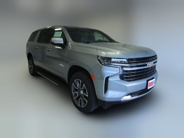 2024 Chevrolet Suburban LT