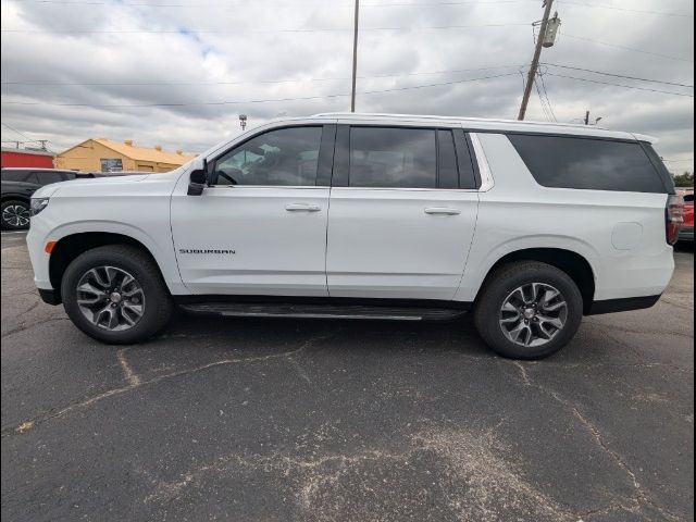 2024 Chevrolet Suburban LT