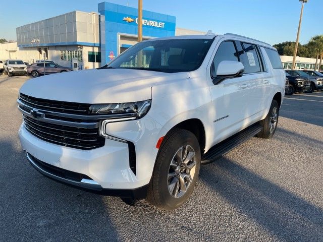 2024 Chevrolet Suburban LT