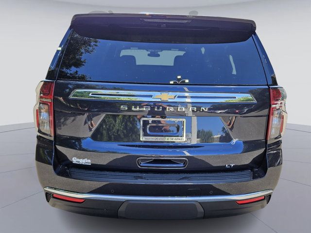 2024 Chevrolet Suburban LT