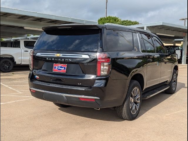 2024 Chevrolet Suburban LT