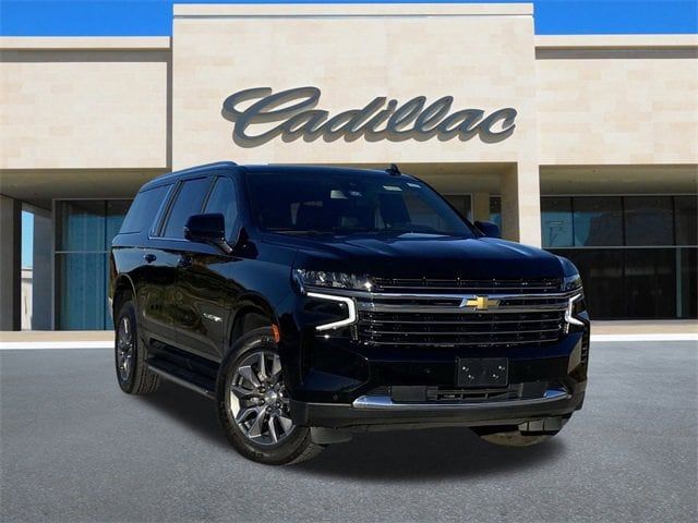 2024 Chevrolet Suburban LT