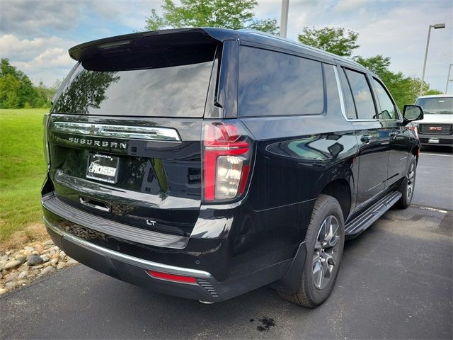 2024 Chevrolet Suburban LT