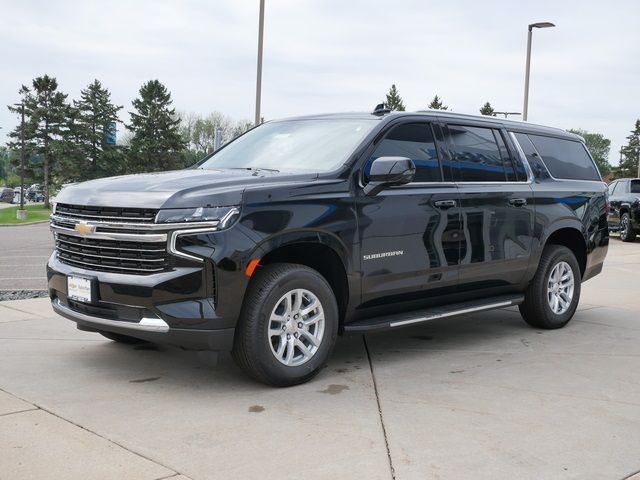 2024 Chevrolet Suburban LT