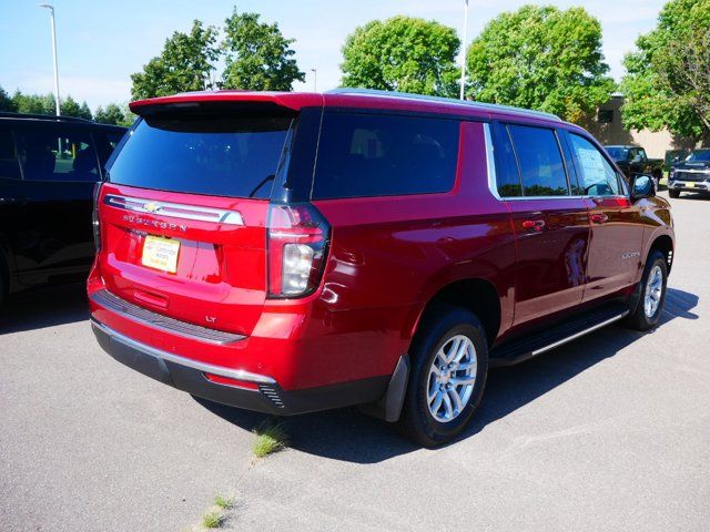 2024 Chevrolet Suburban LT