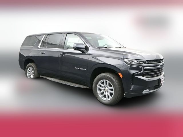 2024 Chevrolet Suburban LT