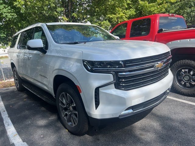 2024 Chevrolet Suburban LT