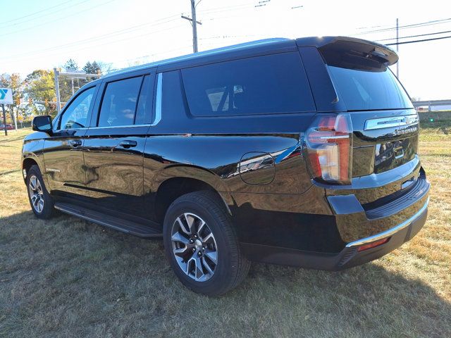 2024 Chevrolet Suburban LT