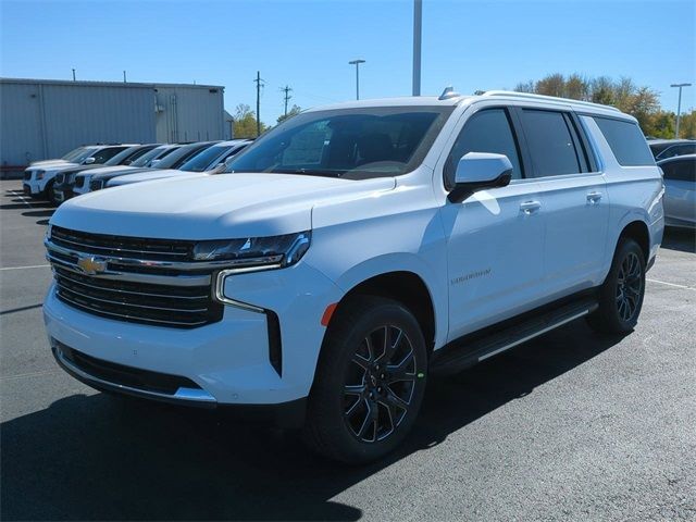 2024 Chevrolet Suburban LT