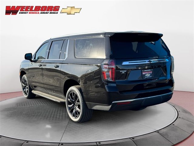 2024 Chevrolet Suburban LT