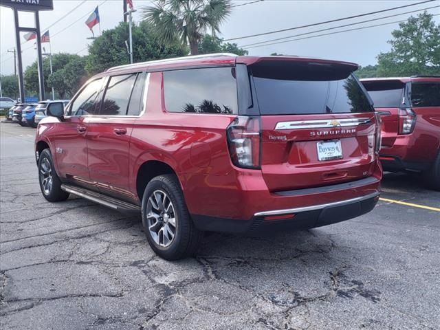 2024 Chevrolet Suburban LT