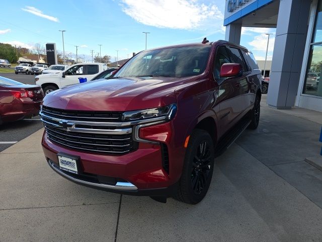 2024 Chevrolet Suburban LT