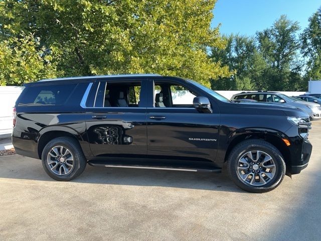 2024 Chevrolet Suburban LT