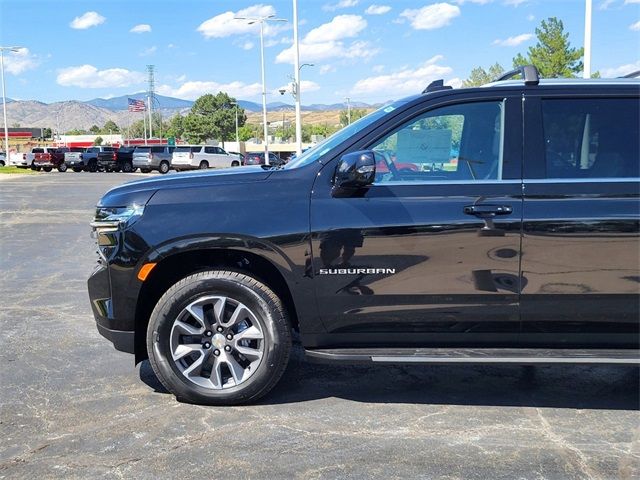 2024 Chevrolet Suburban LT