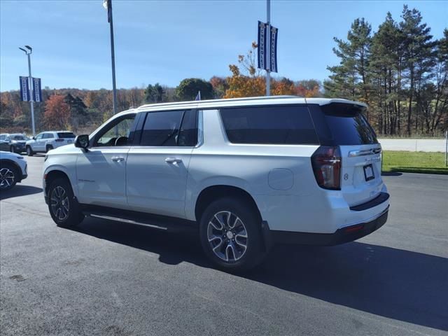 2024 Chevrolet Suburban LT