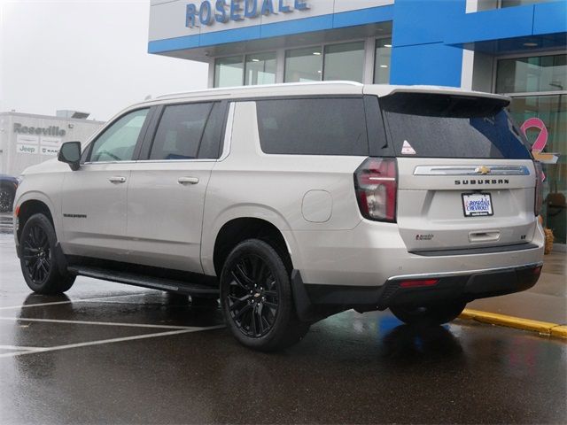 2024 Chevrolet Suburban LT