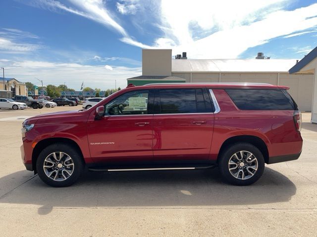 2024 Chevrolet Suburban LT