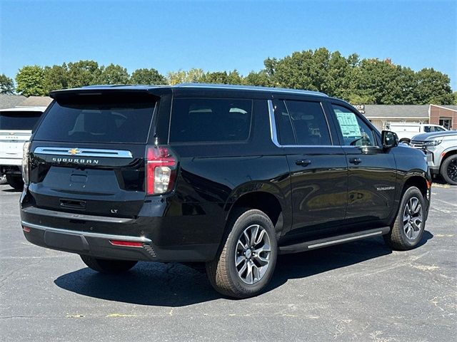 2024 Chevrolet Suburban LT