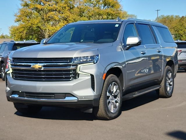 2024 Chevrolet Suburban LT