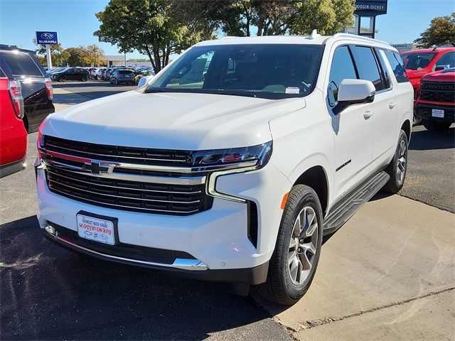 2024 Chevrolet Suburban LT