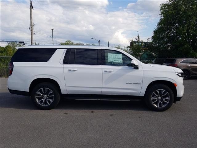 2024 Chevrolet Suburban LT