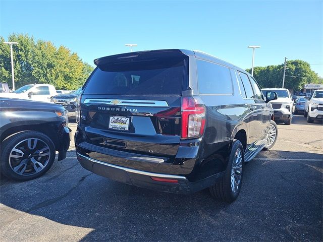 2024 Chevrolet Suburban LT