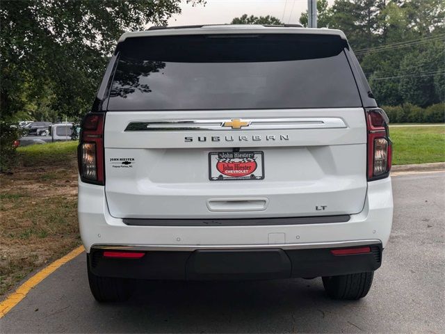 2024 Chevrolet Suburban LT