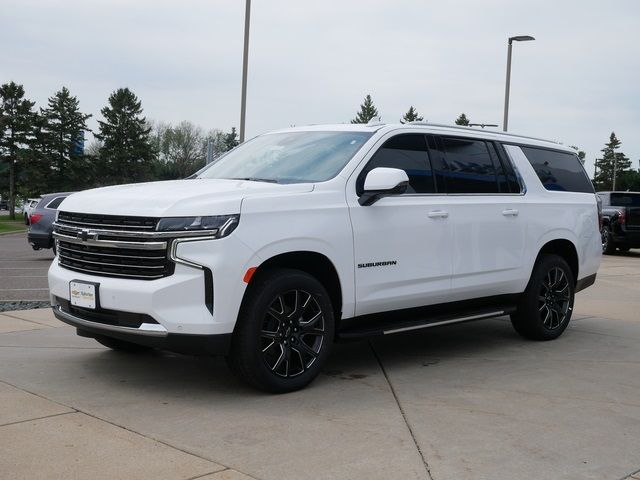 2024 Chevrolet Suburban LT