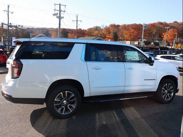 2024 Chevrolet Suburban LT