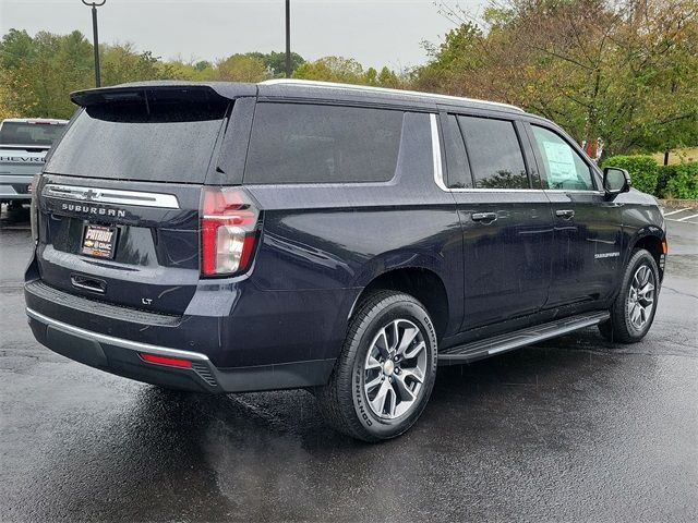 2024 Chevrolet Suburban LT