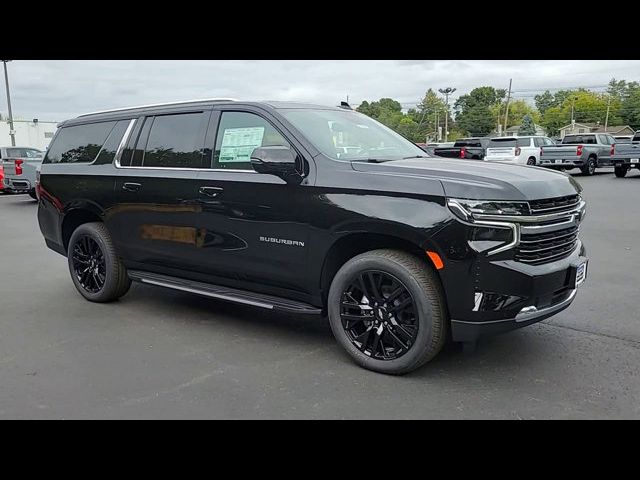 2024 Chevrolet Suburban LT