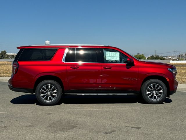 2024 Chevrolet Suburban LT