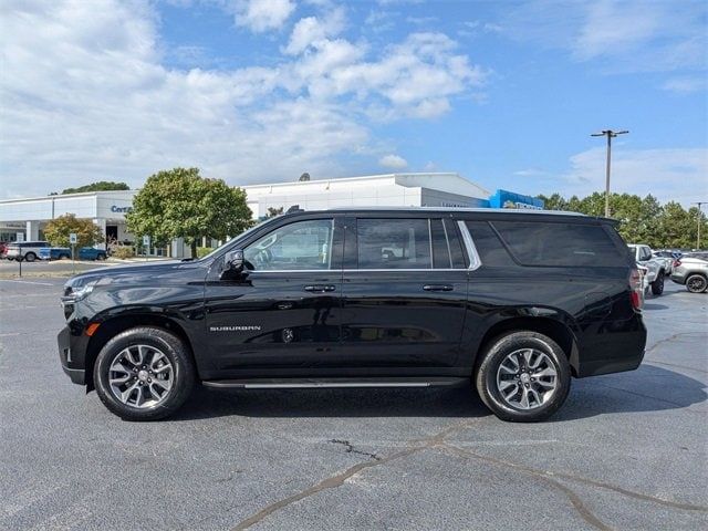 2024 Chevrolet Suburban LT