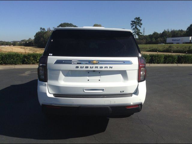 2024 Chevrolet Suburban LT