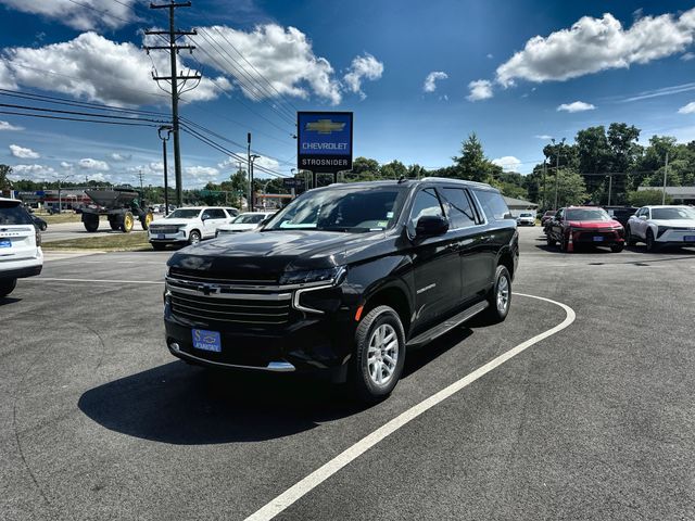 2024 Chevrolet Suburban LT