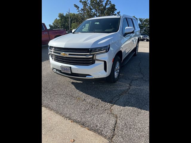 2024 Chevrolet Suburban LT