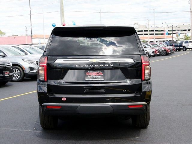 2024 Chevrolet Suburban LT