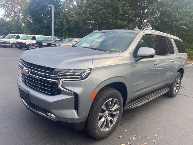 2024 Chevrolet Suburban LT