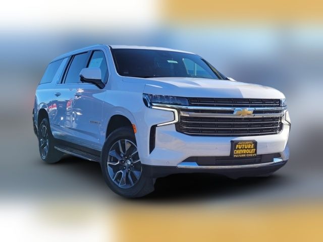 2024 Chevrolet Suburban LT