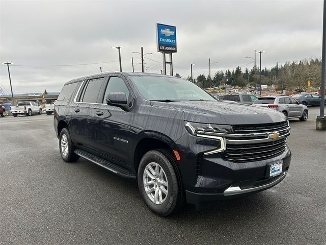 2024 Chevrolet Suburban LT