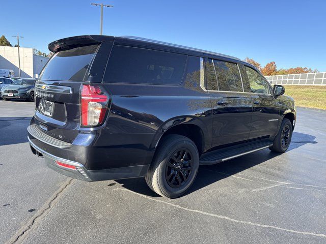 2024 Chevrolet Suburban LT