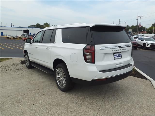 2024 Chevrolet Suburban LT